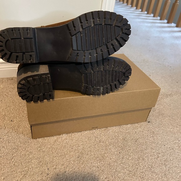 Tan/Brown Boots - Picture 3 of 3